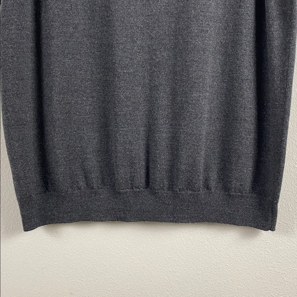 Nordstrom Men’s Shop Extra Fine Merino Wool Sweater Vest | V Neck | Dark Gray - Picture 6 of 13
